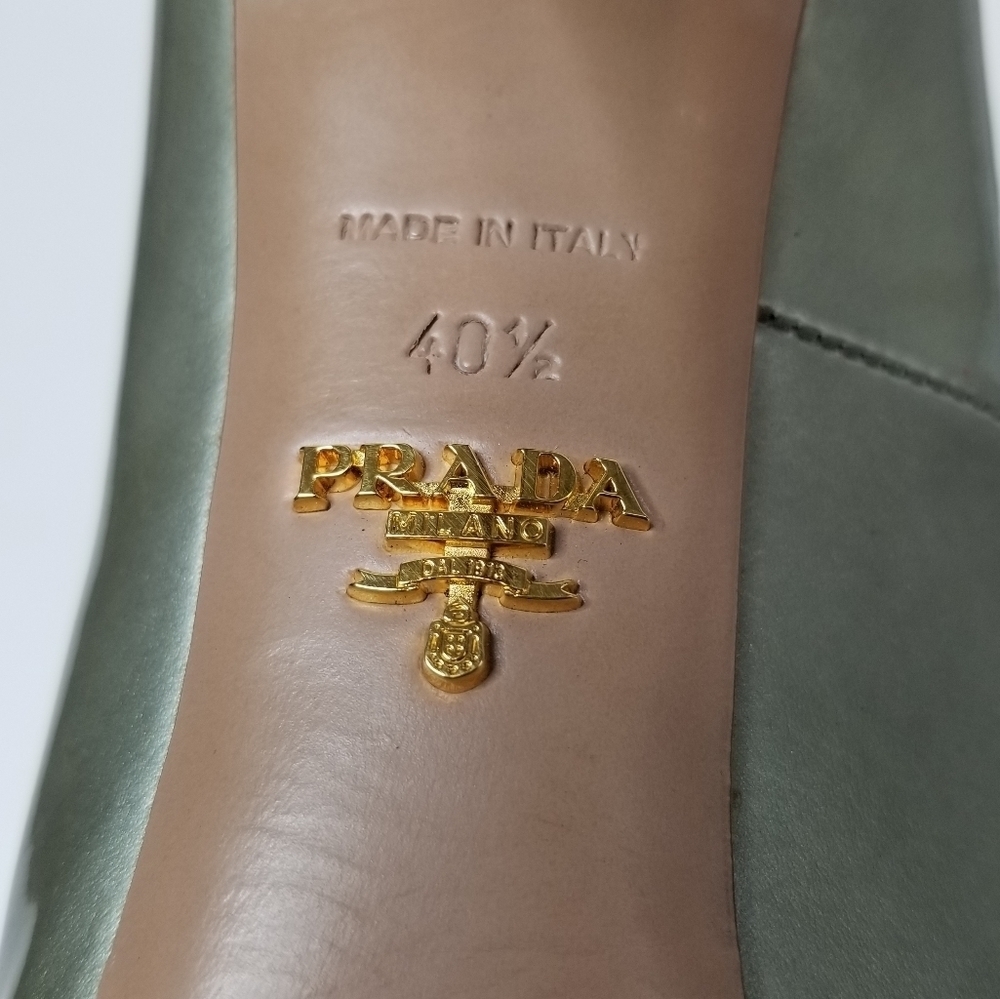 Prada Patent Leather heels‎ - Picture 10 of 13